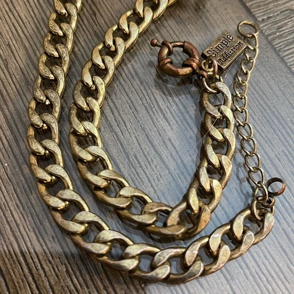 Simple Addiction Antique Gold Statement Necklace - Picture 6 of 16